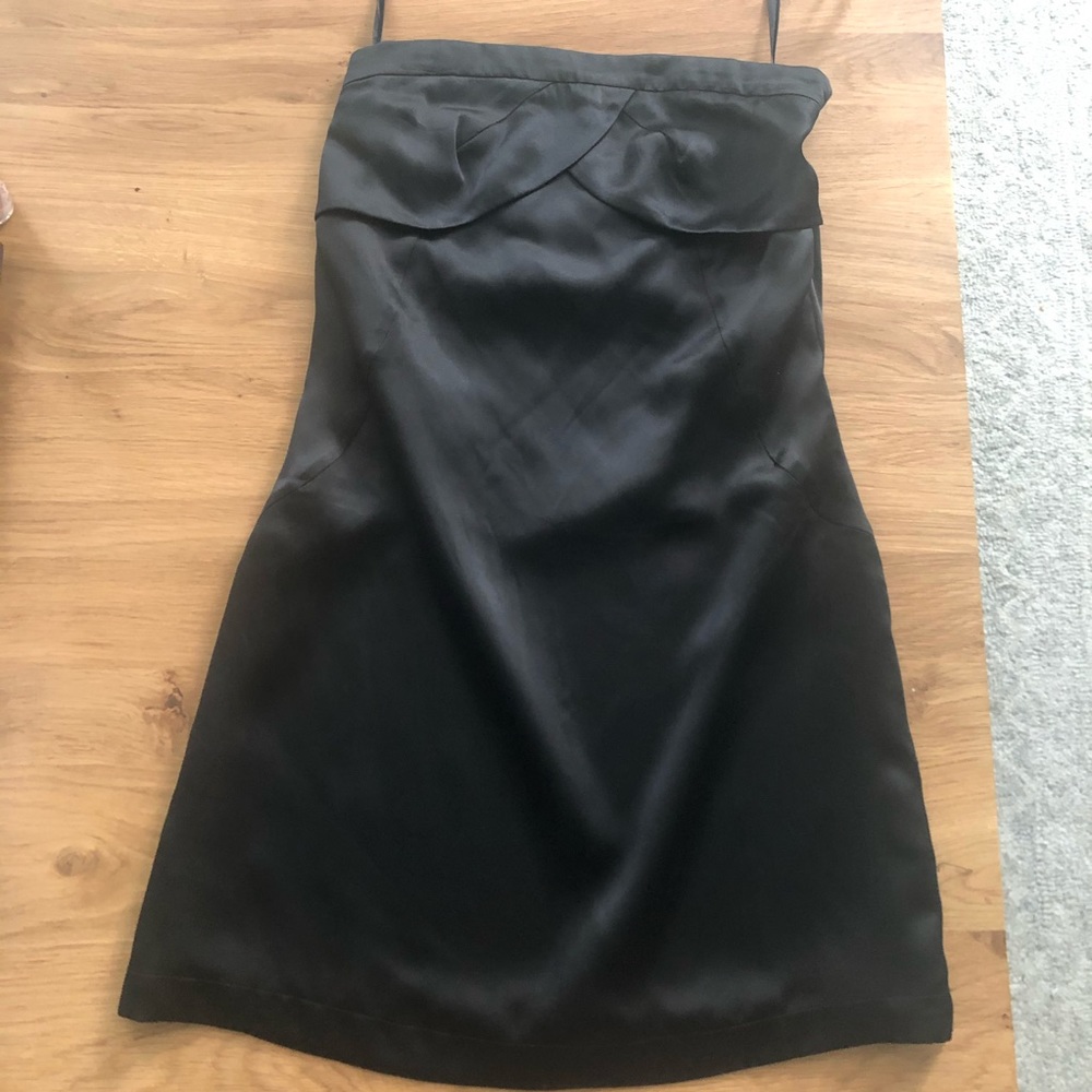 Strapless dress